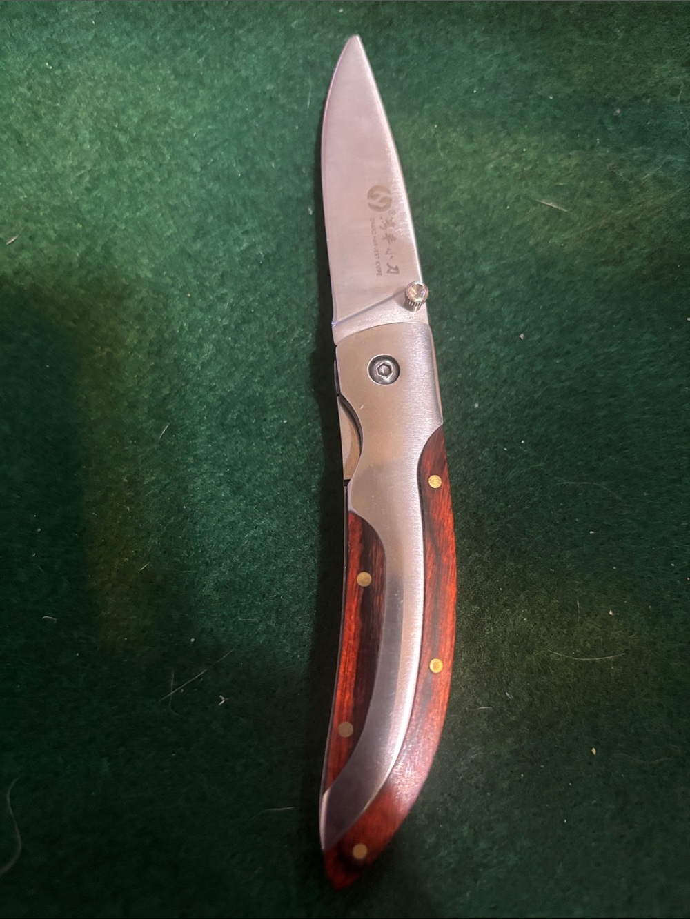 High Quality Stainless Steel Folding Pocket Knife with Red-Brown Wood Handle